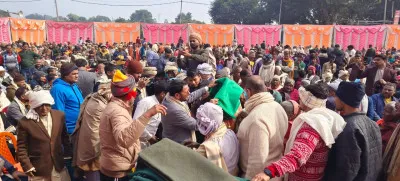 जन्मदिन को सेवा में बदला: डॉ. भूपेश सिंह ने मेला लगाकर सैकड़ों जरूरतमंदों में बांटे कंबल, मिला भरपूर आशीर्वाद