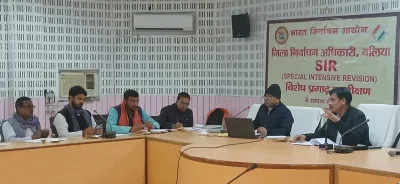 बलिया में नो-मैपिंग श्रेणी के 1.42 लाख मतदाताओं पर प्रशासन की पैनी नजर