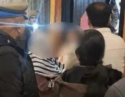 स्पा सेंटर की आड़ में चल रहा था सेक्स रैकेट, छापेमारी में आपत्तिजनक हालत में मिले युवक-युवतियां