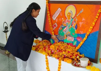 भक्ति, उल्लास और राष्ट्रचेतना के संग वरेण्य इंटरनेशनल स्कूल में विविध कार्यक्रम आयोजित