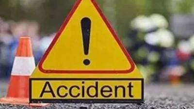 उन्नाव में दर्दनाक हादसा: साइन बोर्ड से टकराई बाइक, तीन युवकों की मौत