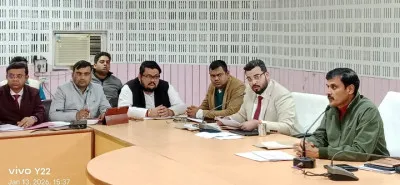 बलिया में 27 मृतकों के नाम पर मिला पीएम आवास, 250 अपात्रों के भुगतान पर डीएम सख्त; बोले—होगी रिकवरी