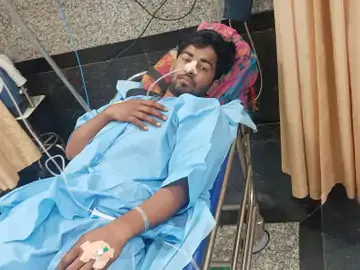 Ballia में इंस्टाग्राम स्टोरी विवाद में युवक पर चाकू से हमला, हालत गंभीर