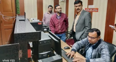 बलिया डीएम की सख्ती, बांसडीह ब्लॉक को लंबित धनराशि शीघ्र खर्च करने का निर्देश