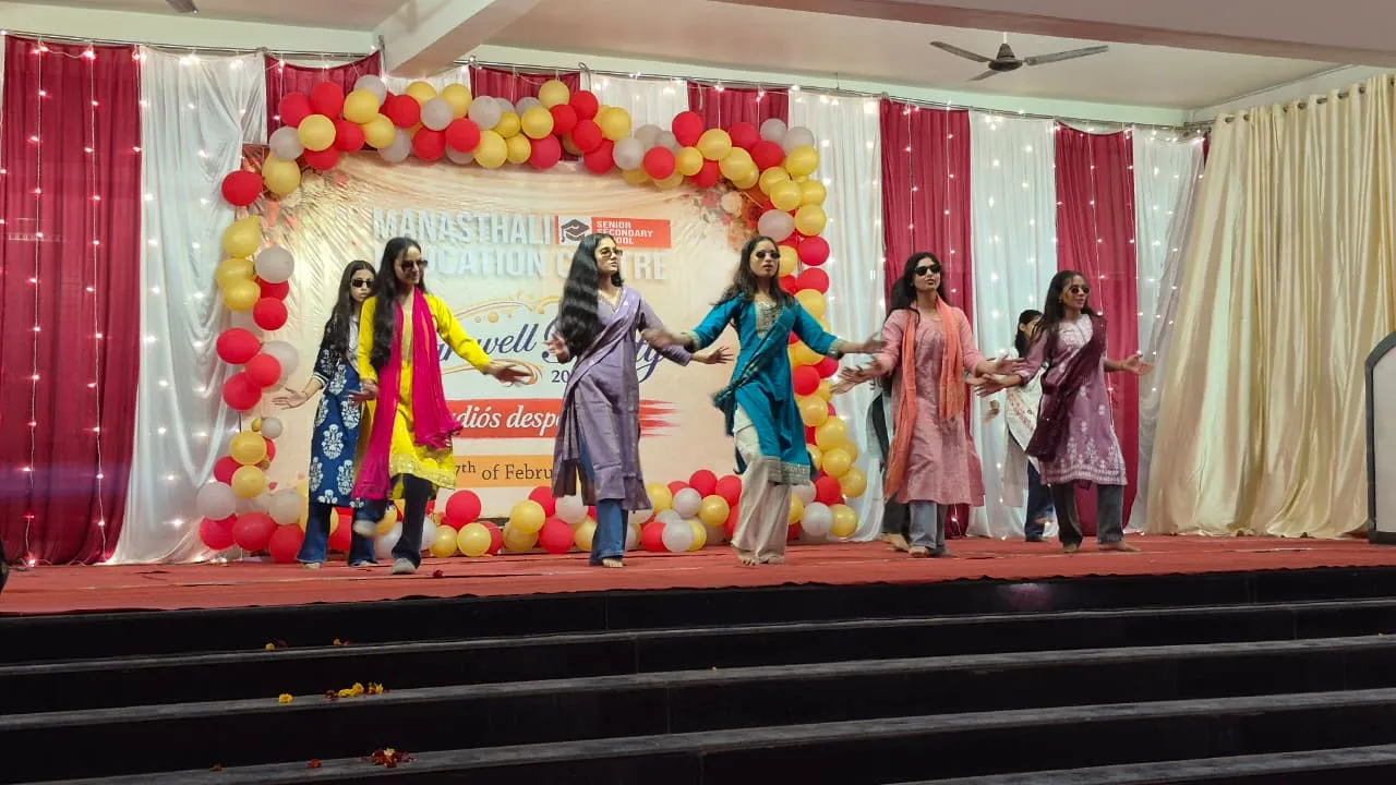 मनःस्थली एजुकेशन सेंटर में भावुक विदाई समारोह, सत्य प्रताप सिंह बने ‘मिस्टर’ और रिद्धि ‘मिस मनःस्थली’