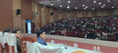 यूपी बोर्ड परीक्षा को लेकर प्रशासन अलर्ट, बलिया डीएम ने दिए सख्त निर्देश