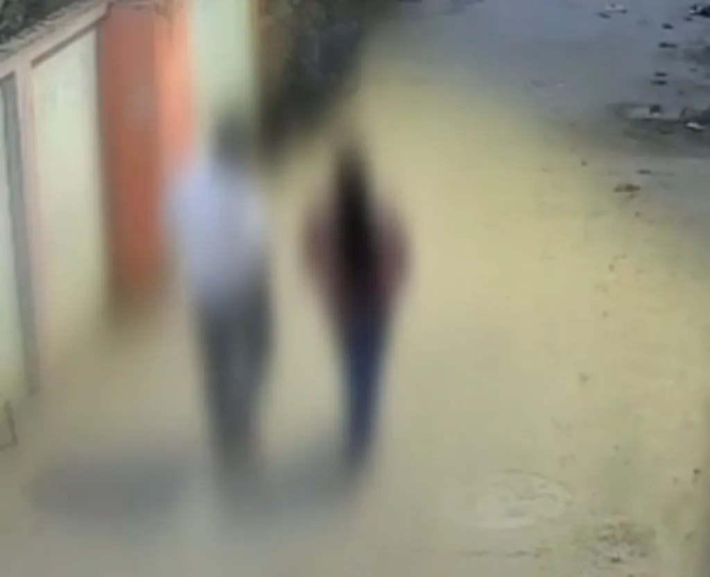 मैनपुरी में महिला शिक्षिका पर सनसनीखेज हमला, छात्र ने होंठ काटे; हालत गंभीर