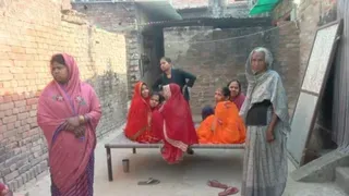 बलिया : इलेक्ट्रिक फेंसिंग की चपेट में आने से महिला की मौत, दो के खिलाफ मुकदमा