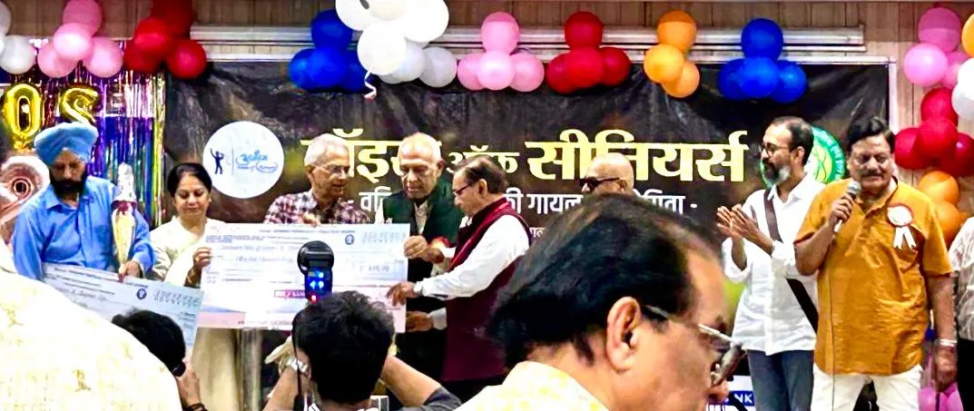 ‘वॉइस ऑफ सीनियर्स-8’ में बुज़ुर्गों की आवाज़ों ने जीता दिल, हरि दर्शन सिंह बने विजेता