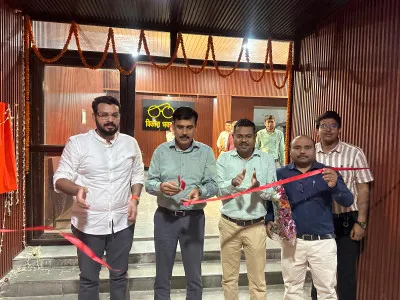 विकास भवन बलिया का नवीनीकरण कार्य पूरा, डीएम व सीडीओ ने किया लोकार्पण