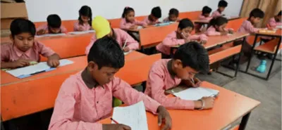 बलिया : परिषदीय विद्यालयों की वार्षिक परीक्षा शुरू, 2.45 लाख से अधिक परीक्षार्थी शामिल