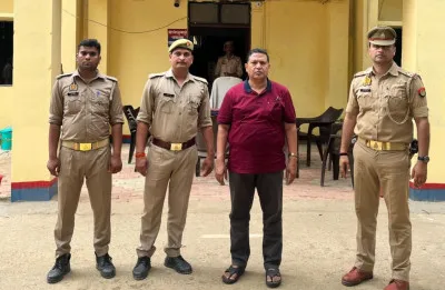 बलिया में प्रसूता की मौत: डॉक्टर हेमंत कुमार सिंह गिरफ्तार, पहले से भी दर्ज हैं दो मुकदमे