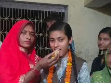 Ballia News : इंटरमीडिएट में पल्लवी गुप्ता बनीं जिला टॉपर, 93.40 प्रतिशत अंक हासिल कर रचा इतिहास