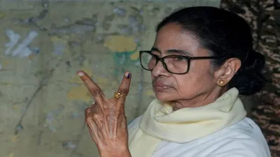 कोलकाता : पश्चिम बंगाल विधानसभा चुनाव में रिकॉर्ड मतदान, दूसरे चरण में 91.62% वोटिंग