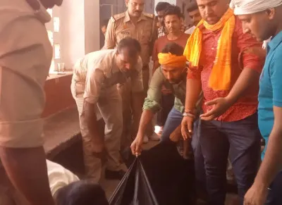 Ballia News : ट्रैक्टर-ट्रॉली की चपेट में आने से युवती की मौत, परिवार में मचा कोहराम
