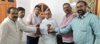 20 मई को देशभर में दवा दुकानों की हड़ताल, बलिया के दवा व्यापारियों ने सांसद से उठाईं समस्याएं