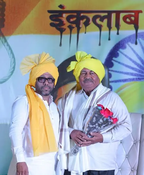 क्रांतिकारियों को शहीद का दर्जा और भारत रत्न देने की मांग
