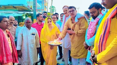 Ballia News : बलेऊर में सड़क और नाला निर्माण का शिलान्यास, विधायक केतकी सिंह ने दी विकास कार्यों की सौगात