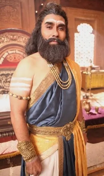 “कृपाचार्य कर्तव्य और धर्म के प्रति अडिग गुरु थे” : चेतन्य अदीब