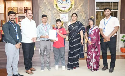 फिलाटेली प्रतियोगिता में चमके सनबीम स्कूल के उत्कर्ष उज्ज्वल, मिलेगा 6 हजार रुपये वार्षिक छात्रवृत्ति