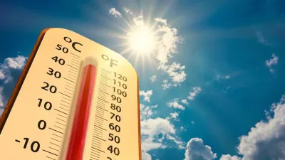 Heat Wave: वाराणसी में भीषण गर्मी का कहर, राहत के लिए लगाए गए ग्रीन शेड और वाटर एटीएम