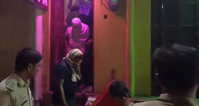 बलिया के स्पा सेंटर का ‘काला सच’ उजागर, दिल्ली पुलिस की छापेमारी में सात लड़कियां बरामद