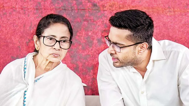 टीएमसी-कांग्रेस विलय की अटकलें तेज, नेताओं की मुलाकातों ने बढ़ाई राजनीतिक चर्चा