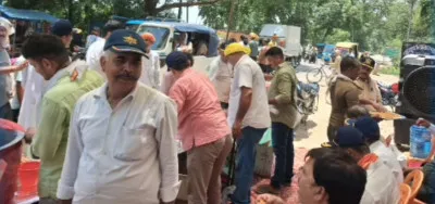 Ballia News : पूर्व सैनिकों ने लगाया शर्बत एवं शीतल जल प्याऊ, हजारों राहगीरों को मिली राहत
