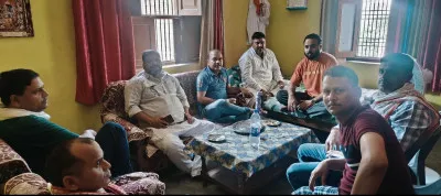 Ballia News : शिक्षक समस्याओं के समाधान को लेकर राष्ट्रीय शैक्षिक महासंघ की बैठक, बीएसए को सौंपा जाएगा ज्ञापन