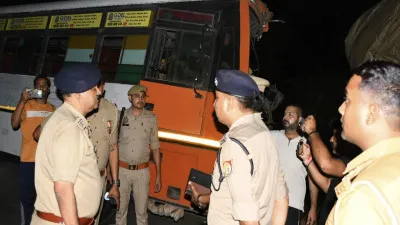 Bahraich News : बहराइच में रोडवेज बस और ट्रक की भीषण टक्कर, 17 घायल; चार की हालत गंभीर