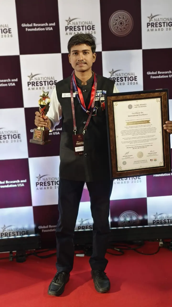 रक्षा तकनीक में उत्कृष्ट योगदान के लिए टीकमगढ़ के प्रखर विश्वकर्मा को 'नेशनल प्रेस्टीज अवार्ड 2026' से नवाजा गया