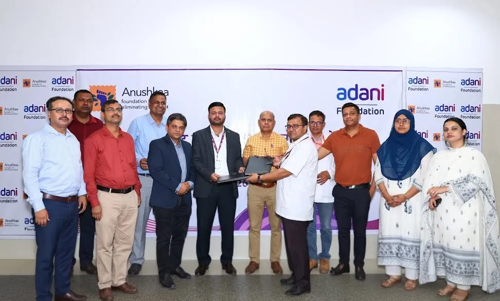 अदाणी फाउंडेशन और अनुष्का फाउंडेशन की साझेदारी, 10 हजार क्लबफुट प्रभावित बच्चों को मिलेगा इलाज