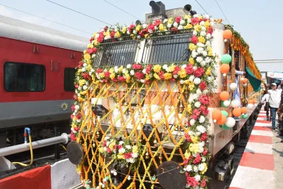 बलिया के यात्रियों को बड़ी राहत, छपरा-आनंद विहार साप्ताहिक एक्सप्रेस का नियमित संचालन 28 जून से