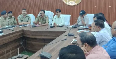 पुलिस भर्ती परीक्षा को लेकर प्रशासन अलर्ट, डीएम ने दिए सख्त निर्देश