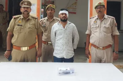 Ballia News : युवक को गोली मारने के मामले में एक आरोपी गिरफ्तार, तमंचा और खोखा कारतूस बरामद