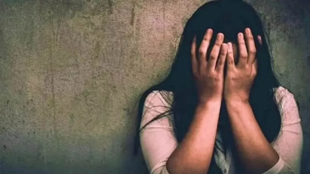 बलिया: खेत गई 15 वर्षीय किशोरी संदिग्ध परिस्थितियों में लापता, युवक पर बहला-फुसलाकर ले जाने का आरोप