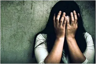 बलिया: किशोरी को बहला-फुसलाकर ले जाने और गलत कृत्य का आरोप, पुलिस ने दर्ज किया मुकदमा