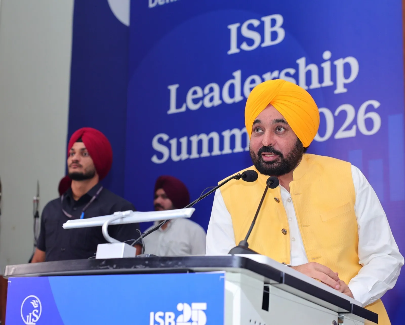 भगवंत मान की मौजूदगी में ISB ने लीडरशिप समिट 2026 में मनाई सिल्वर जुबली