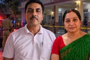 सुल्तानपुर में शिक्षक नेता और पत्नी की हत्या, स्कूल परिसर में खून से लथपथ मिले शव