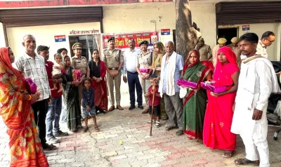 मिशन शक्ति अभियान: सुलह-समझौते से 8 दंपत्तियों का कराया पुनर्मिलन, परिजनों को भी किया सम्मानित