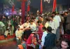 छठ महापर्व: बलिया में लाखों श्रद्धालुओं ने अस्ताचलगामी सूर्य को दिया अर्घ्य, घाटों पर उमड़ा आस्था का सागर
