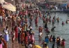 Kartik Purnima 2025: काशी के घाटों पर उमड़ा जनसैलाब, देव दीपावली पर दीपों से जगमगाएगी पूरी नगरी