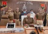 Azamgarh News: चीनी कनेक्शन वाली साइबर ठगी का भंडाफोड़, दो शातिर गिरफ्तार; नकदी, मोबाइल और लग्जरी वाहन बरामद