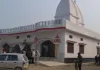 बलिया में चोरों ने एक और मंदिर को बनाया निशाना, ताला तोड़कर देवी-देवताओं के आभूषण व दानपेटी पर हाथ साफ