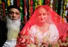पाकिस्तान: 70 वर्षीय हकीम बाबर ने 22 साल की युवती से किया निकाह, वीडियो वायरल