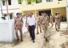 बलिया : एसपी ने दो थानों का किया औचक निरीक्षण, दिए आवश्यक निर्देश