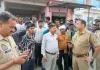 Pilibhit News : पड़ोसी दुकानदार को बचाने पहुंचे कपड़ा व्यापारी की गोली मारकर हत्या, व्यापारियों में आक्रोश