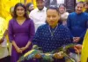 वृंदावन में प्रेमानंद महाराज के दरबार पहुंचे कैलाश खेर, भजनों से भक्तिमय हुआ माहौल
