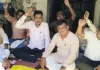 Ballia News: ई-रजिस्ट्री के निजीकरण के विरोध में दस्तावेज लेखकों की अनिश्चितकालीन हड़ताल शुरू