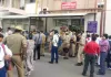 Lucknow Fire Tragedy: ट्रॉमा सेंटर में गूंजी चीखें और सिसकियां, अपनों की तलाश में भटकते रहे परिजन